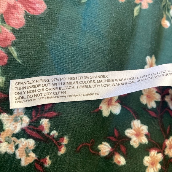 Black Snowflake Pajama Set - Picture 6 of 7